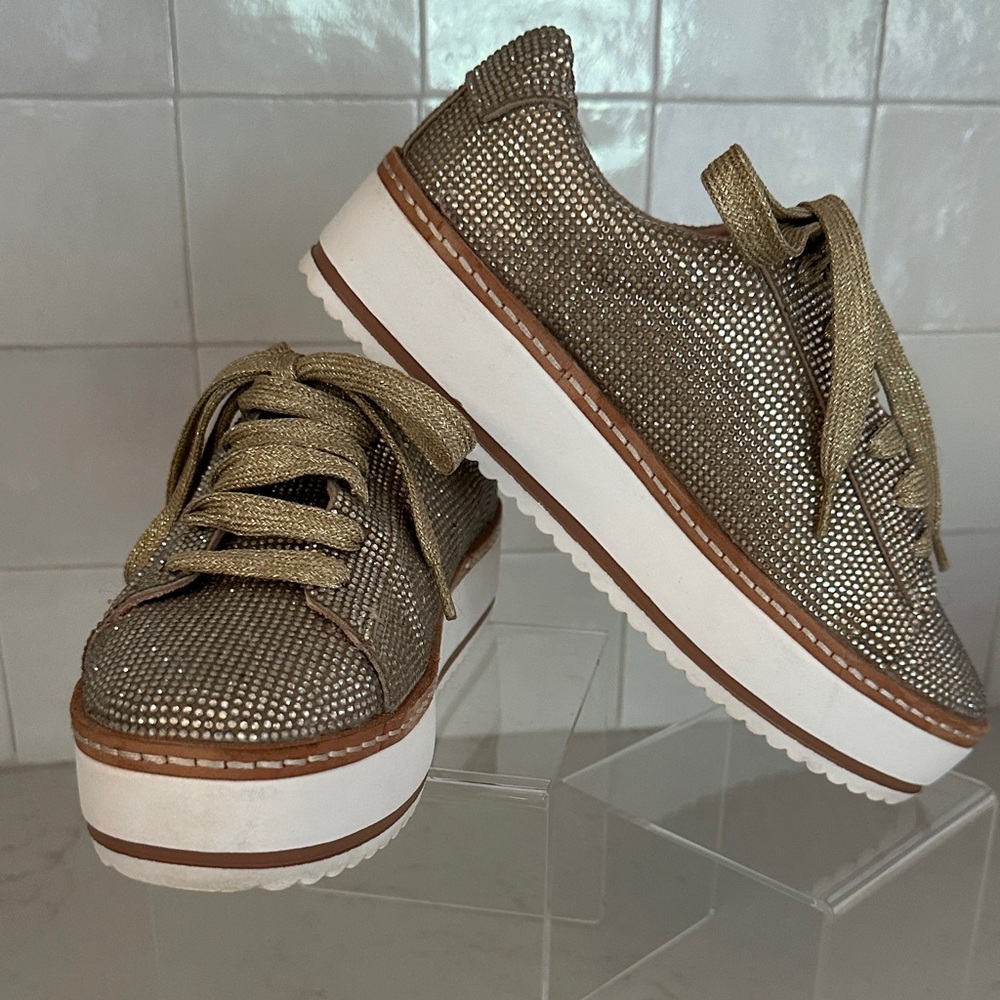 Chelsea & Violet Gold Metallic Platform Sneakers Brand New